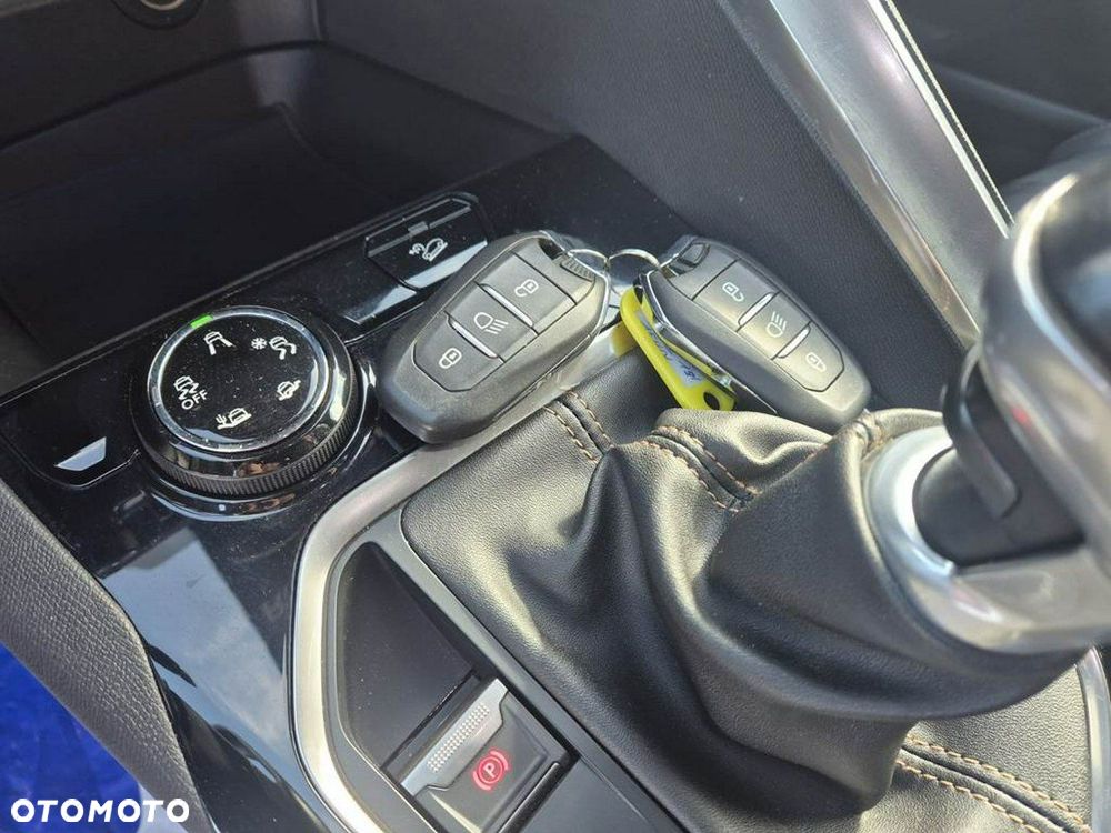 Peugeot 3008 - 40