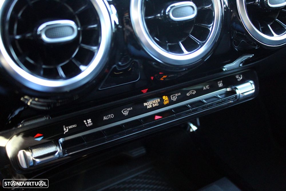Mercedes-Benz CLA 250 e 8G-DCT AMG Line - 25