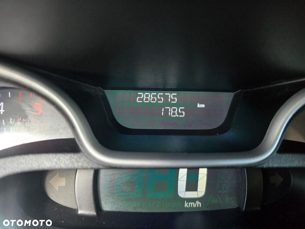 Renault Trafic - 7