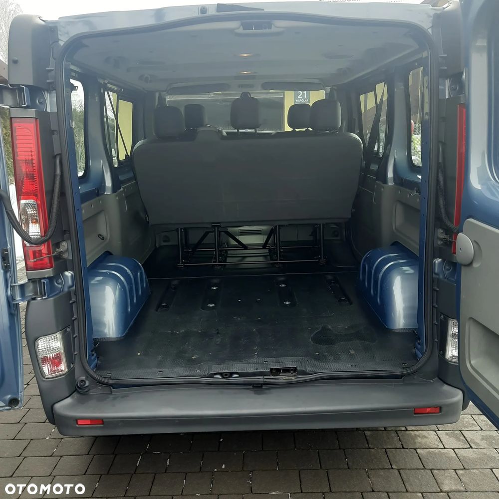 Renault Trafic - 13