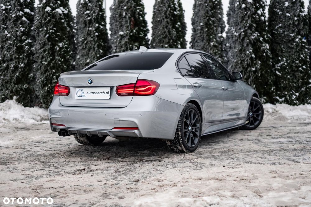 BMW Seria 3 320d xDrive M Sport Shadow sport - 2