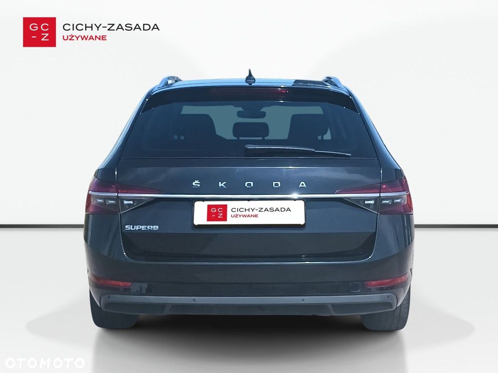 Skoda Superb 2.0 TDI SCR Style DSG - 5