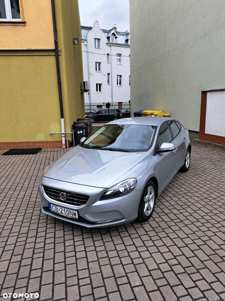 Volvo V40 D2 Base - 3