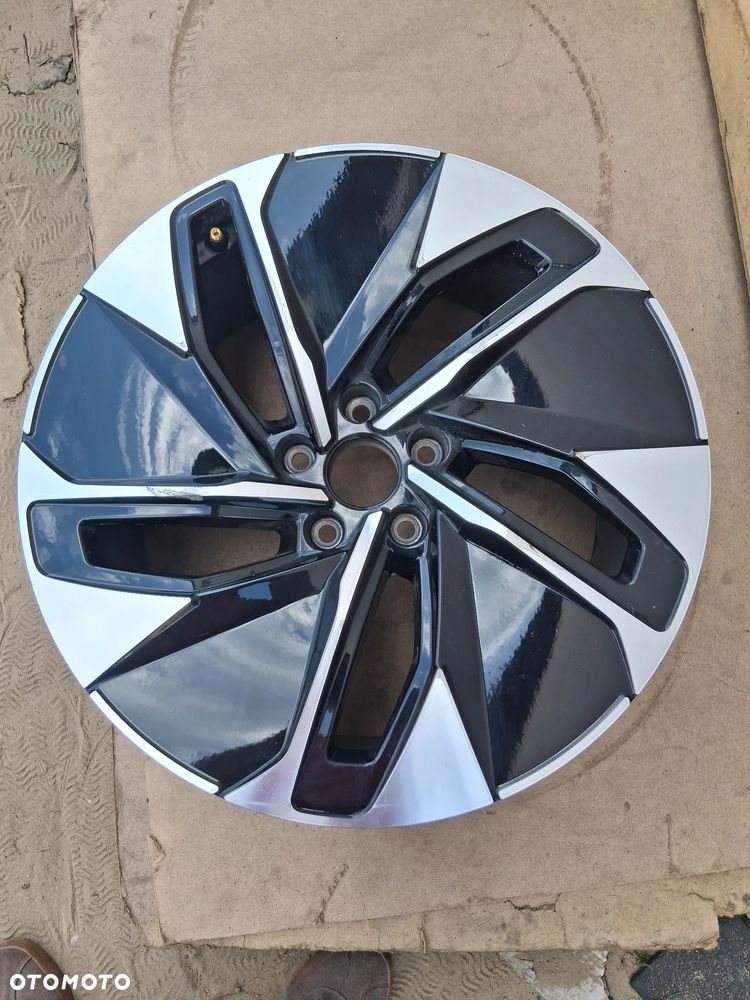 VW ID4 11A FELGA 8X19 ET45 5X112 11A601025 - 1