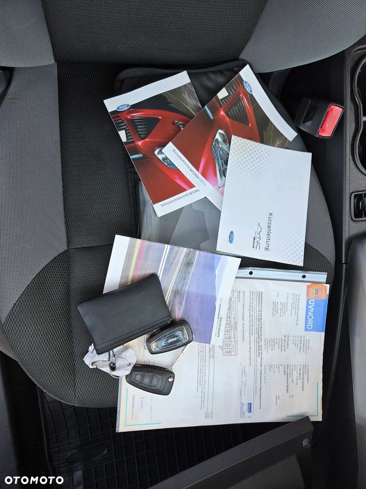 Ford Focus 1.6 TDCi DPF Start-Stopp-System SYNC Edition - 22