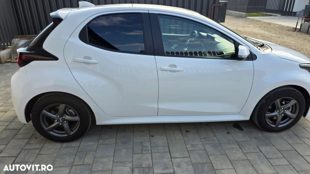 Toyota Yaris 1.5 116 CP HEV Active - 8