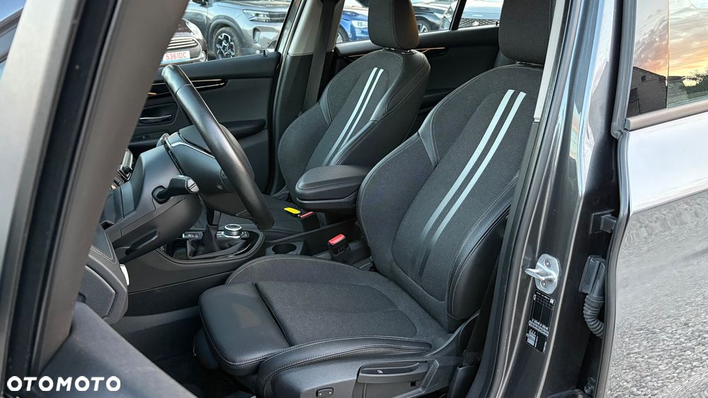 BMW Seria 2 216i GT Sport Line - 11