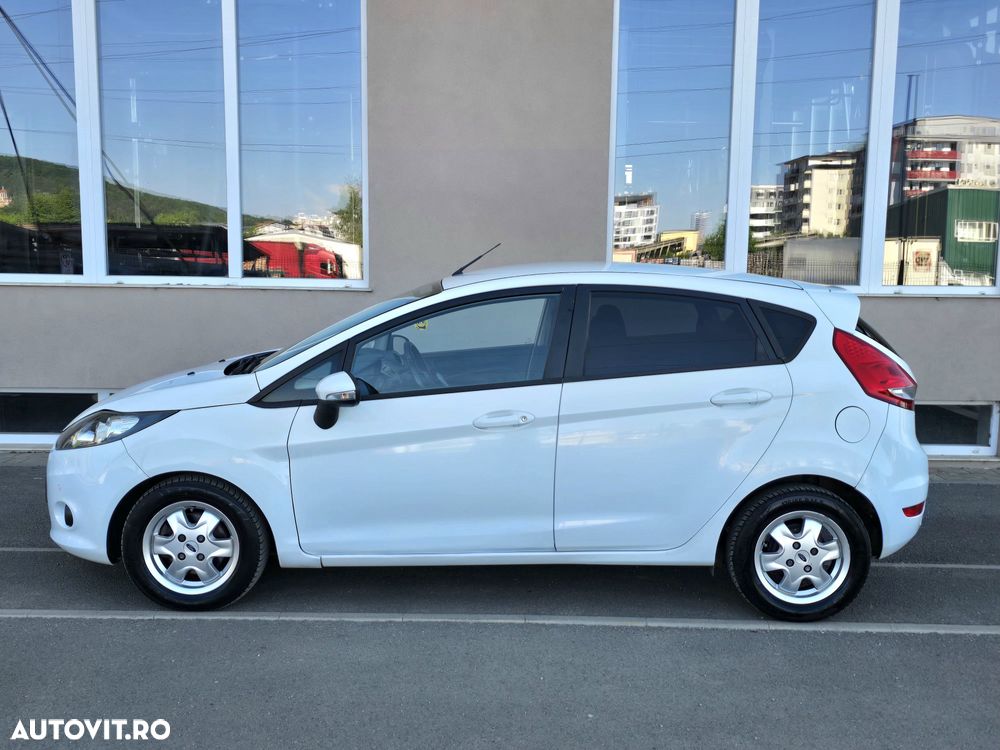 Ford Fiesta - 12