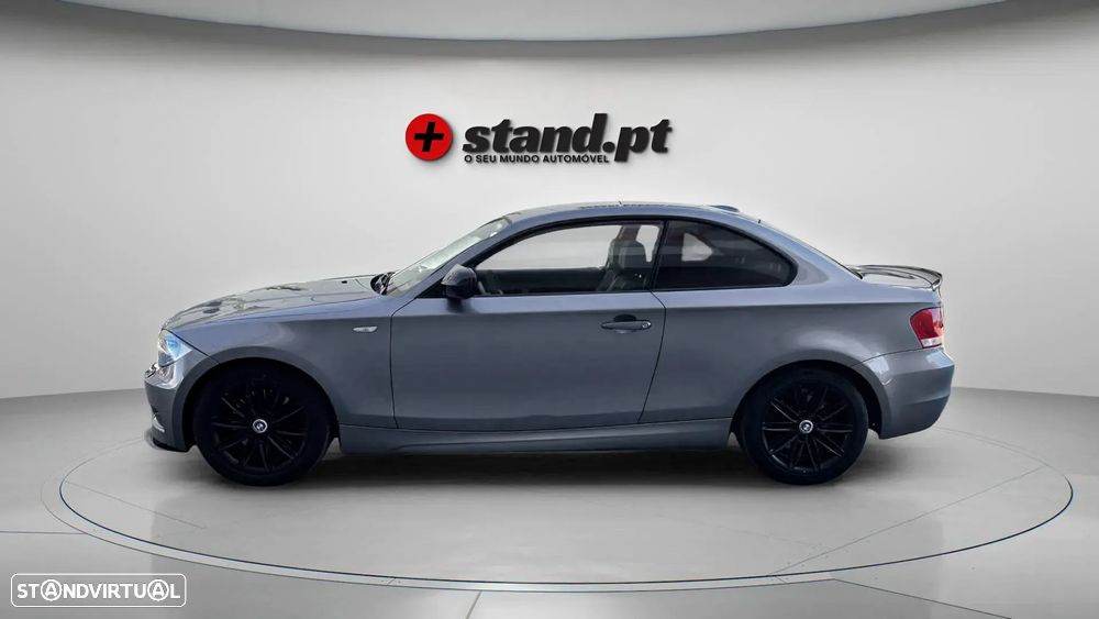 BMW 123 d Limited Edition Lifestyle c/ M Sport Pack - 8