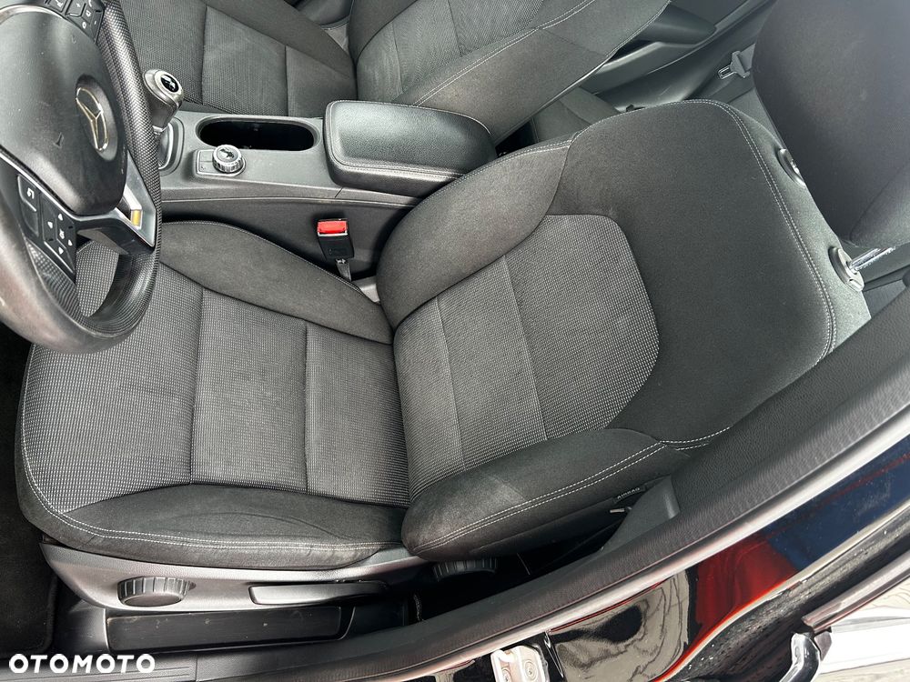 Mercedes-Benz Klasa B 180 CDI - 17