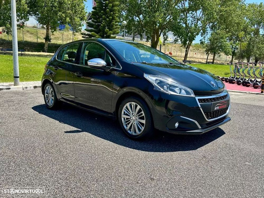 Peugeot 208 1.2 VTi Allure - 5