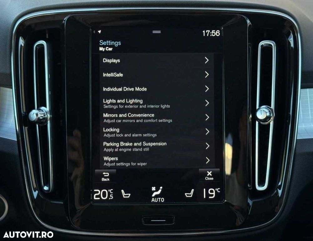 Volvo XC 40 Recharge T4 Twin Engine AT7 Inscription Expression - 28