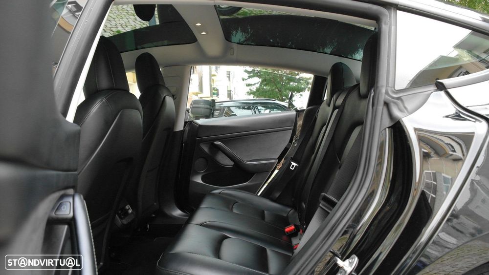 Tesla Model 3 Long Range Tração Traseira - 25
