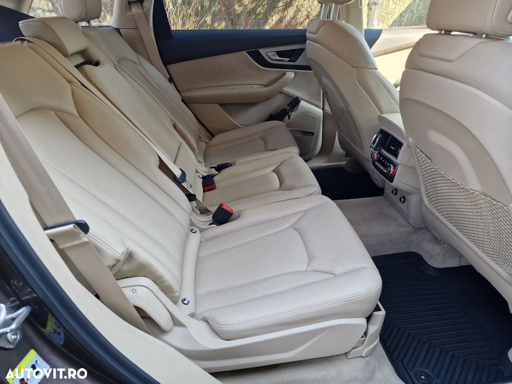Audi Q7 3.0 50 TDI quattro Tiptronic MHEV S Line - 11
