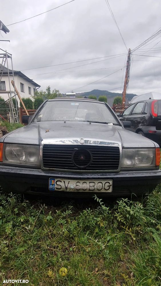 Mercedes-Benz 190 - 1