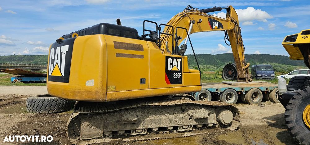 Caterpillar CAT 326F Excavator pe șenile - 2