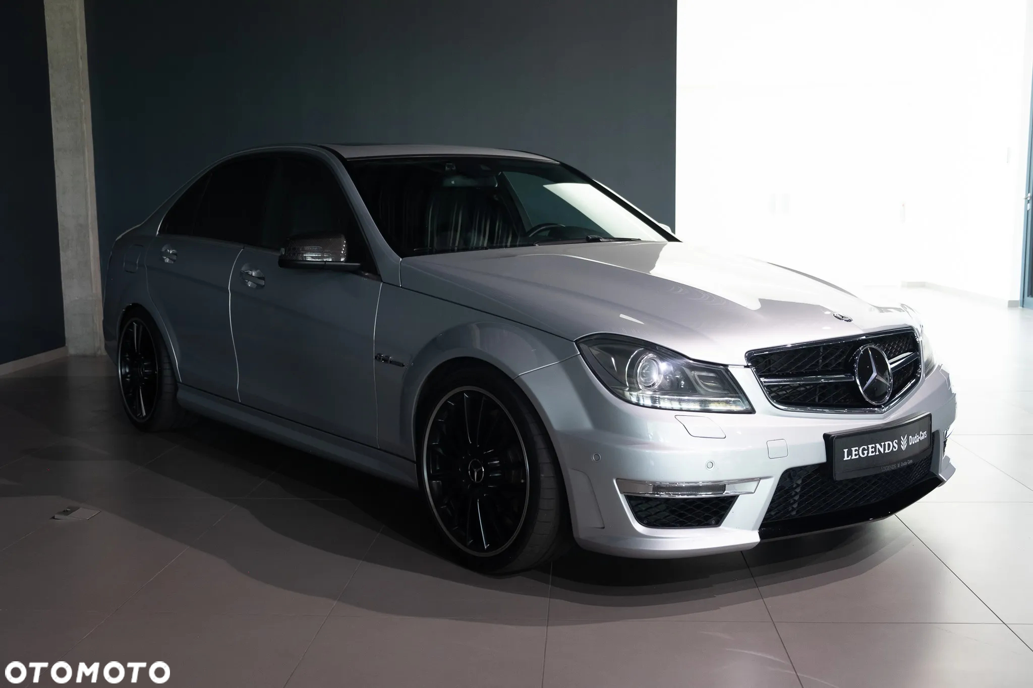 Mercedes-Benz Klasa C 63 AMG AMG SPEEDSHIFT MCT AMG Performance Package - 18