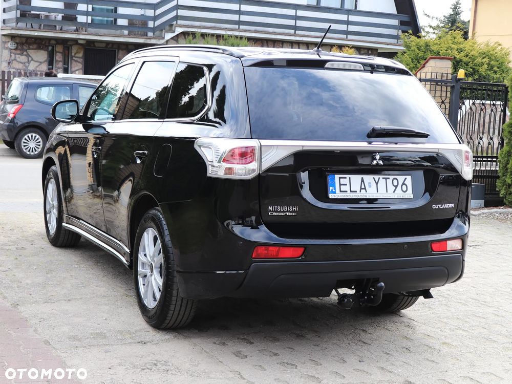 Mitsubishi Outlander 2.0 Intense 2WD - 10