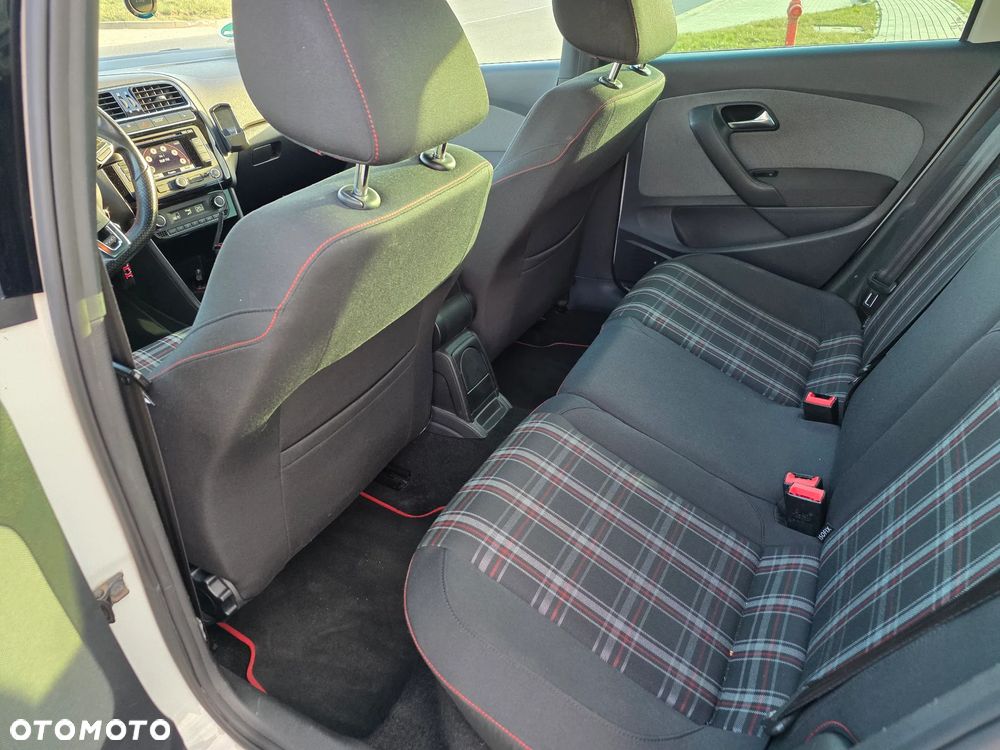 Volkswagen Polo 1.4 TSI GTI DSG - 17
