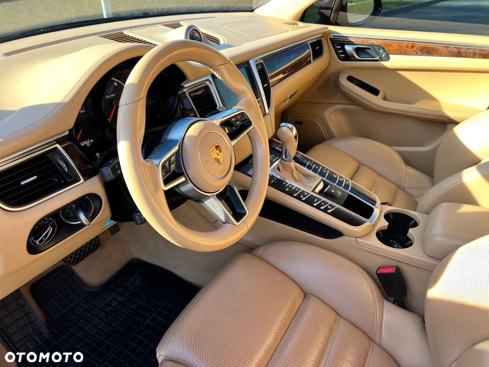 Porsche Macan Turbo PDK - 14