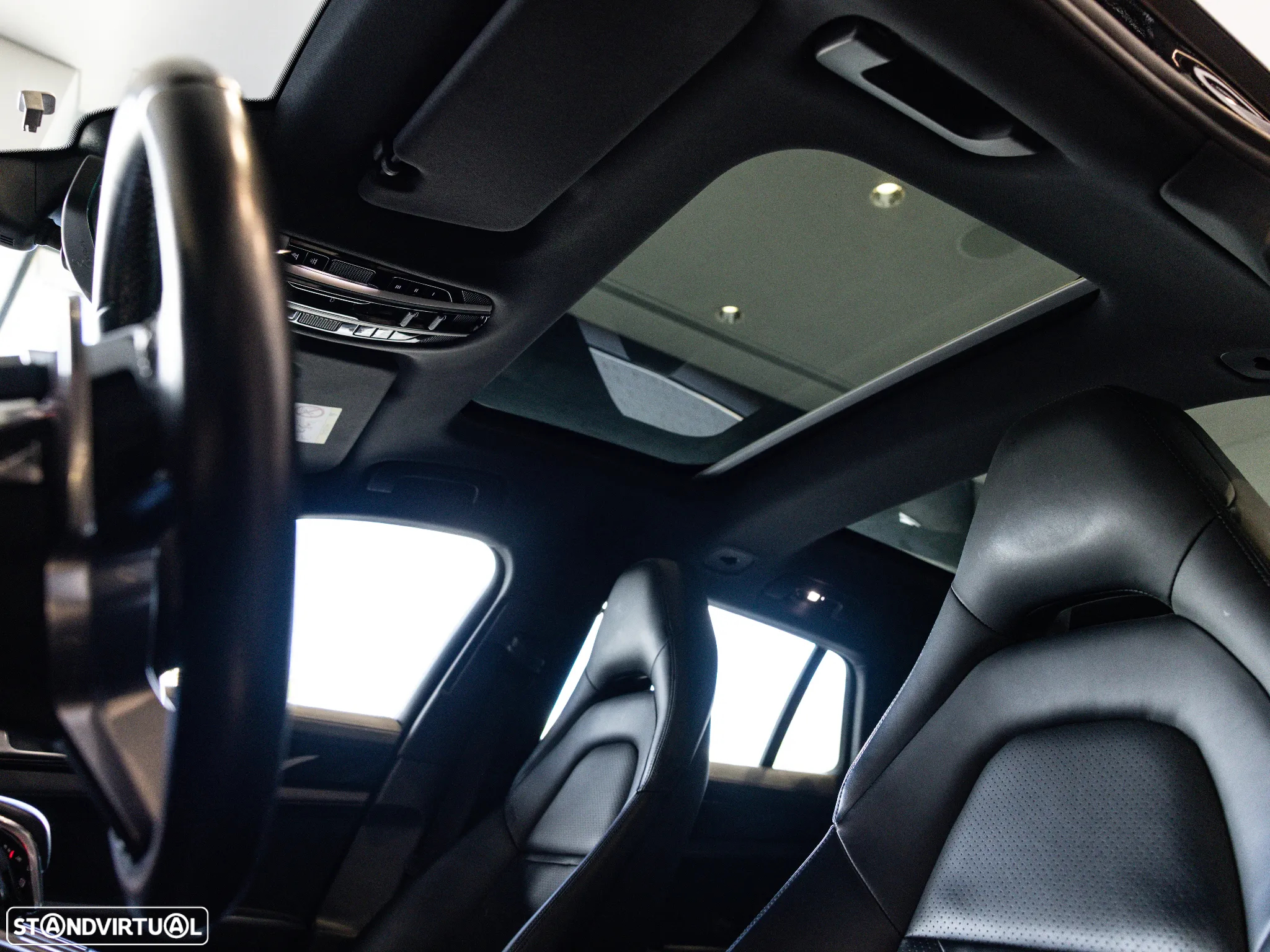 Porsche Panamera Sport Turismo 4 E-Hybrid - 22