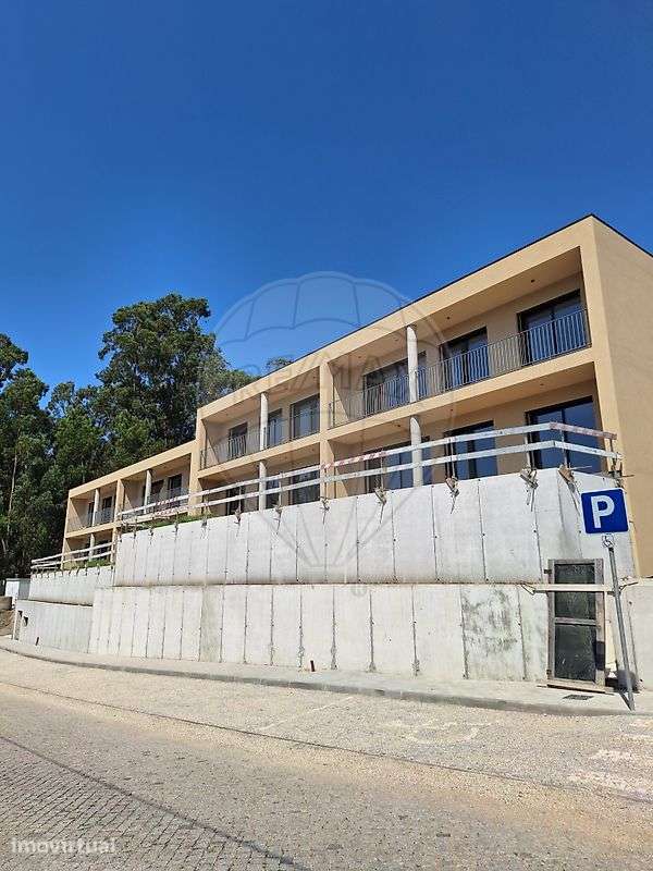 T3 Novo em Condomínio fechado, com Piscina na Várzea, Barcelos - Grande imagem: 2/21