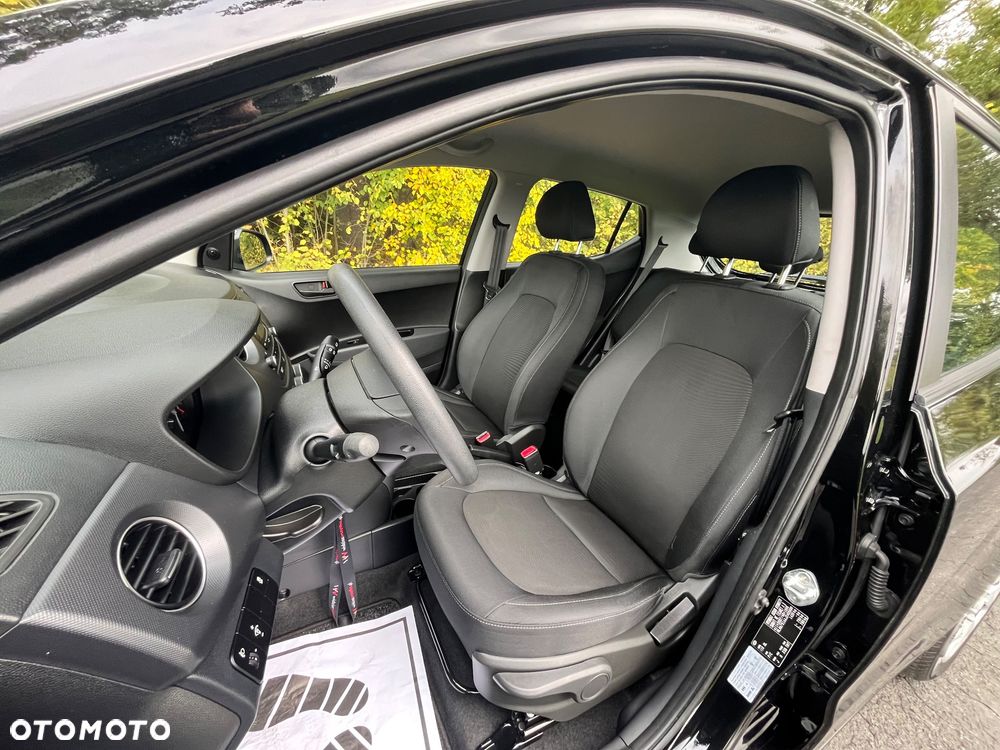 Hyundai i10 - 16