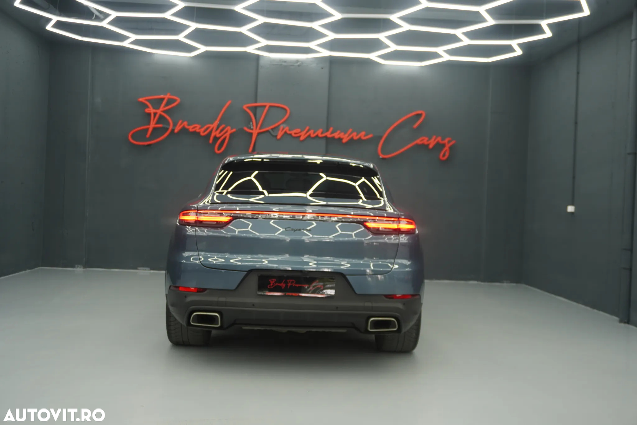 Porsche Cayenne Coupe Standard - 8