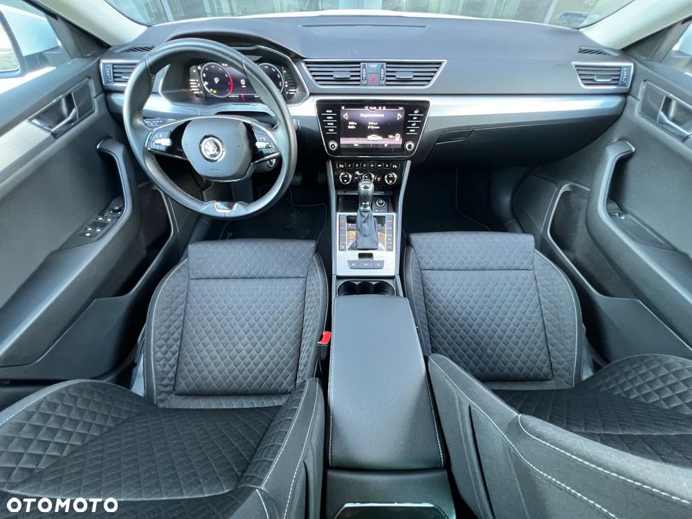 Skoda Superb 1.5 TSI Ambition DSG - 21