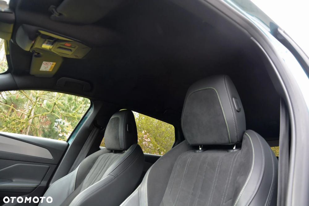 Peugeot 308 180 e-EAT8 GT - 18