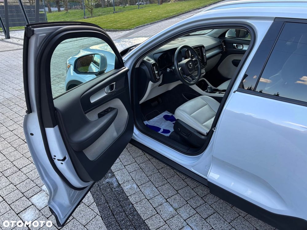 Volvo XC 40 - 11