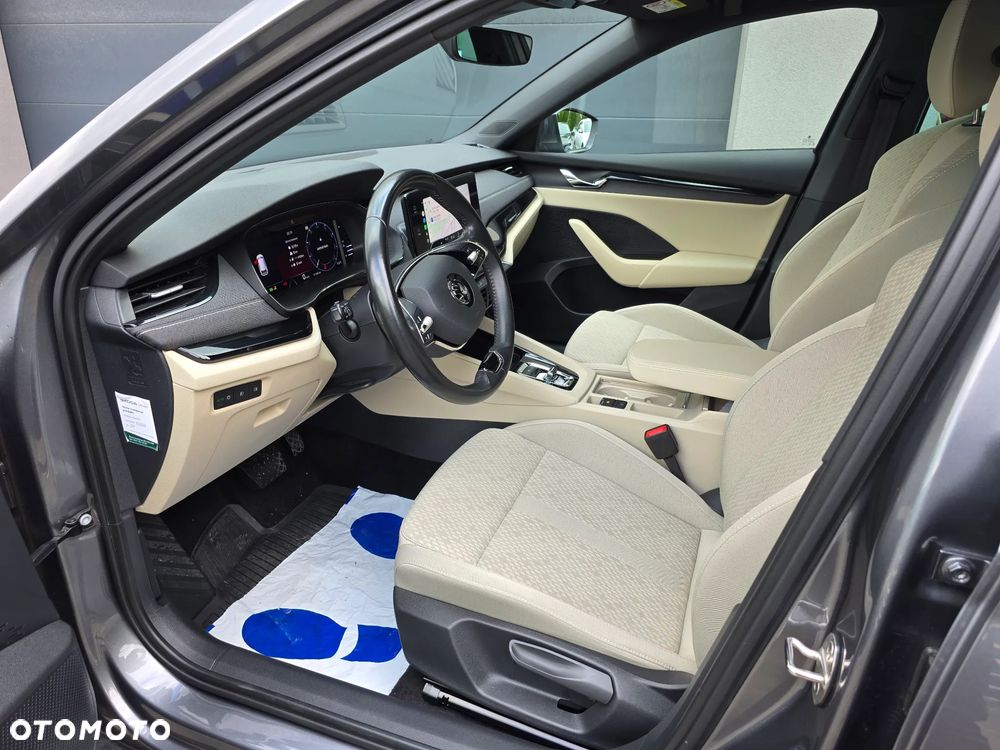 Skoda Octavia 2.0 TDI Style DSG - 10