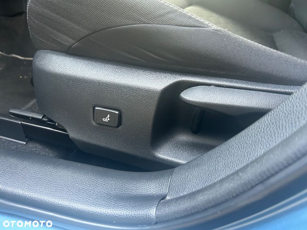 Toyota Corolla 1.8 Hybrid Comfort - 21