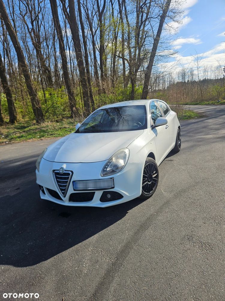 Alfa Romeo Giulietta 1.6 JTDM 16V - 8