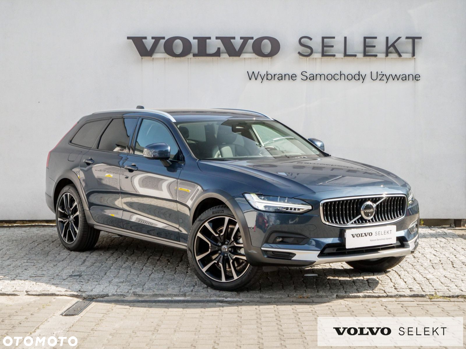 Volvo V90 Cross Country - 5