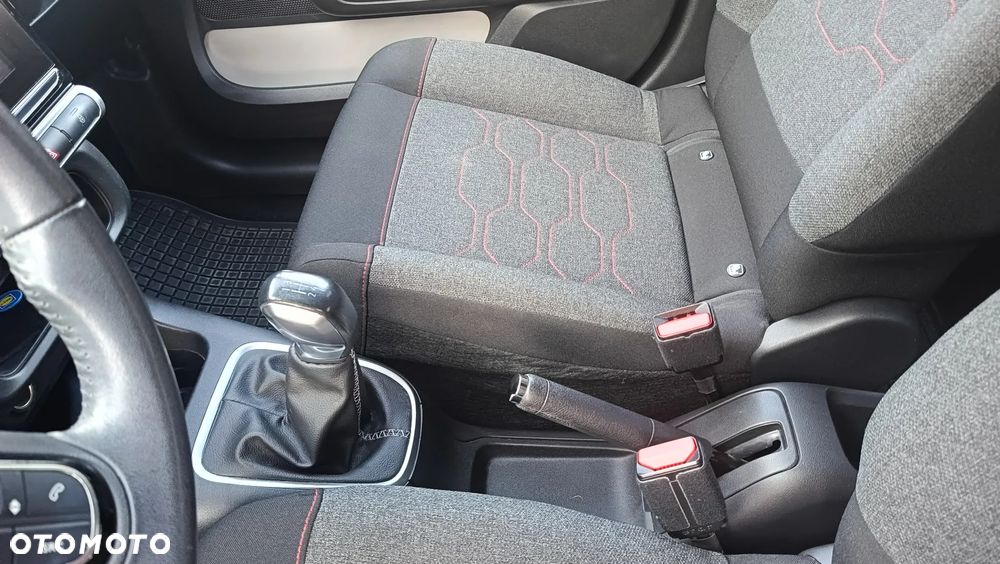 Citroën C3 1.2 PureTech Shine S&S - 5