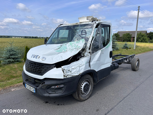 Iveco 35s16