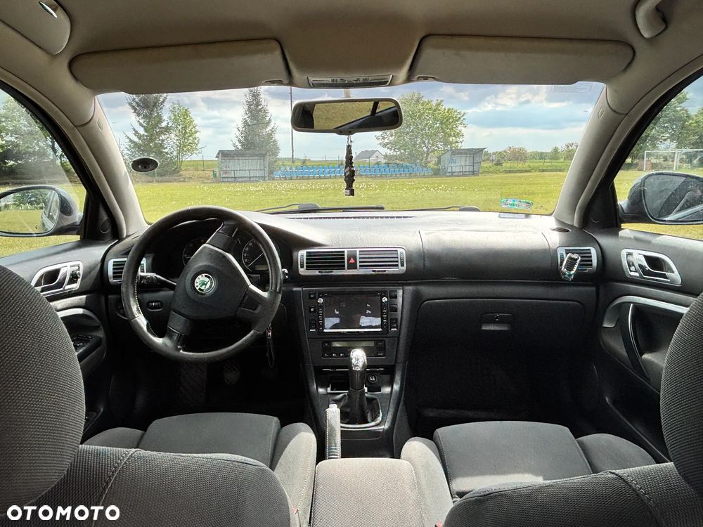 Skoda Superb 2.0 TDI DPF L&K - 10