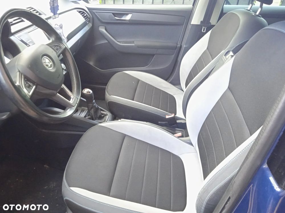 Skoda Fabia 1.0 Joy - 10
