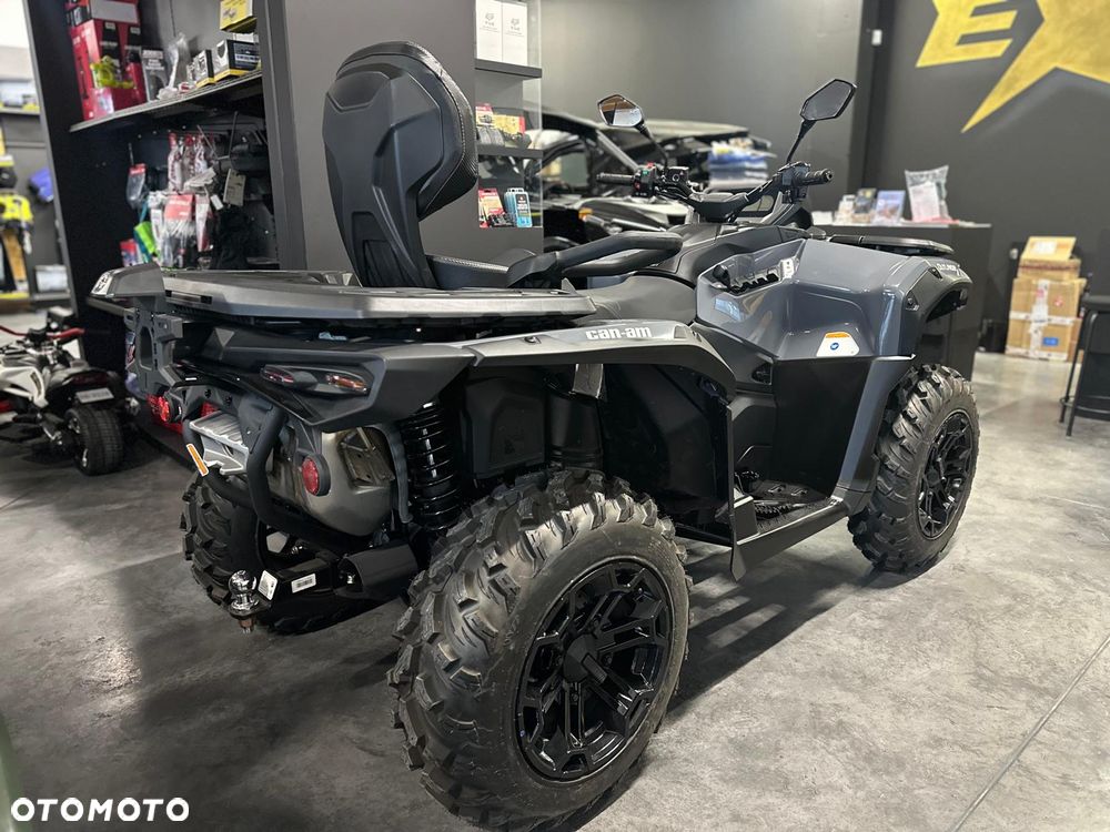 Can-Am Outlander Max - 4