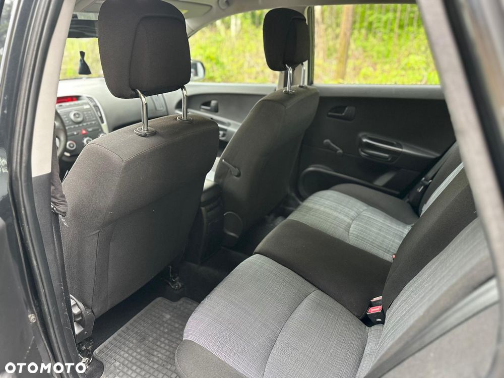 Kia Ceed - 19