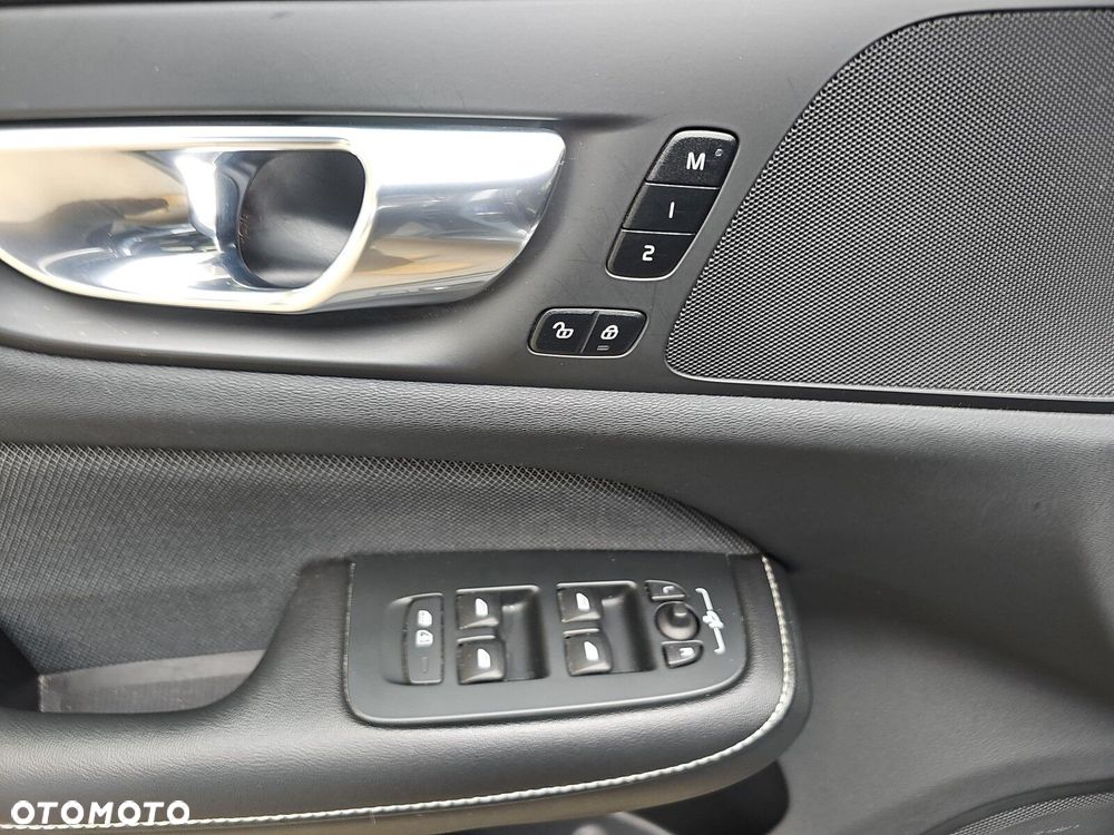 Volvo S60 - 17