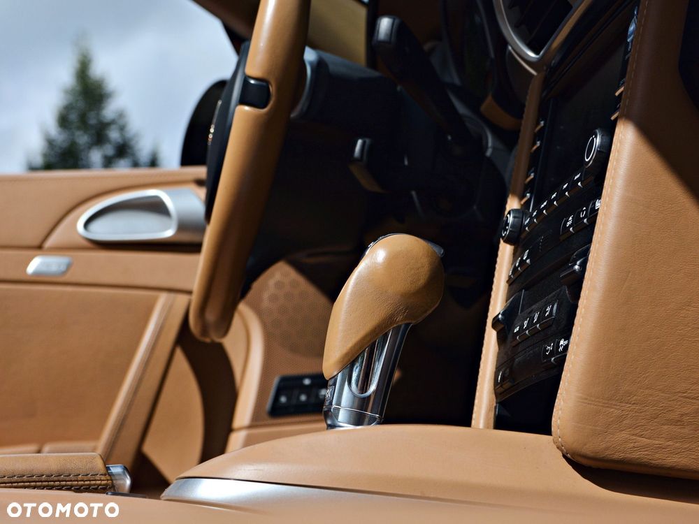 Porsche 911 Carrera 4S PDK - 25