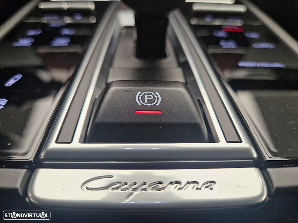 Porsche Cayenne E-Hybrid - 28