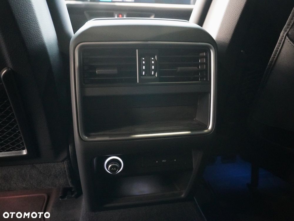 Porsche Cayenne - 27