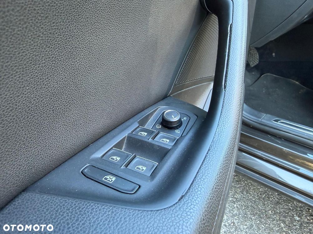 Volkswagen Passat Variant 1.4 TSI BMT ACT Highline DSG - 10