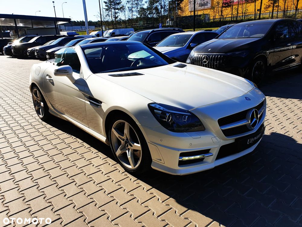 Mercedes-Benz SLK 250 (BlueEFFICIENCY) 7G-TRONIC - 3
