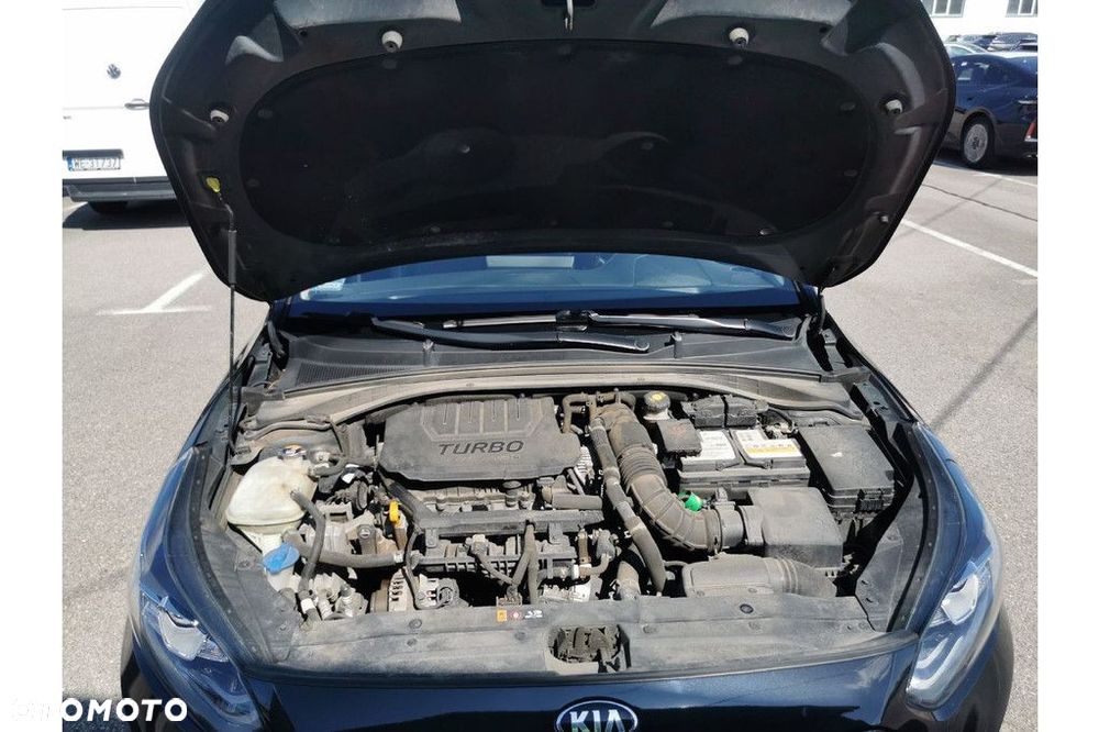 Kia Ceed - 11