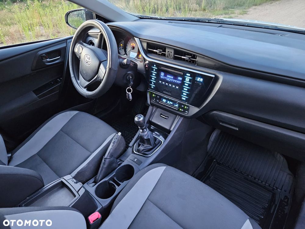 Toyota Auris - 9