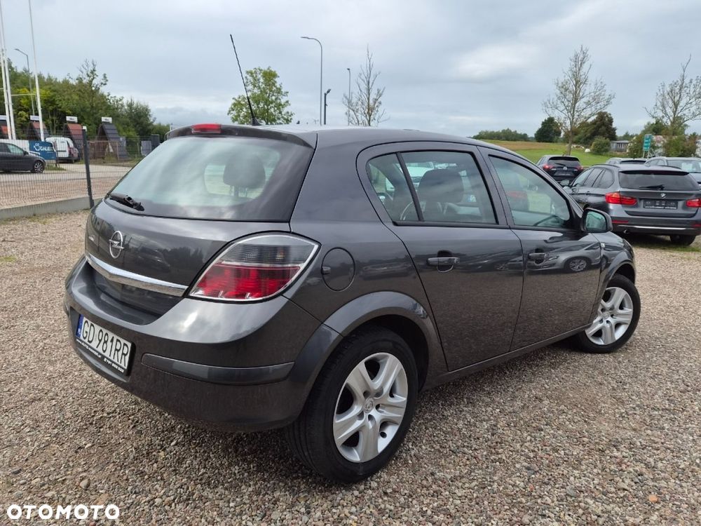 Opel Astra 1.4 Selection - 2